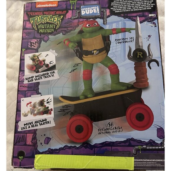 Teenage Mutant Ninja Turtles Cowabunga Skate 12.6” RC Raph with Remote Control - Picture 4 of 7